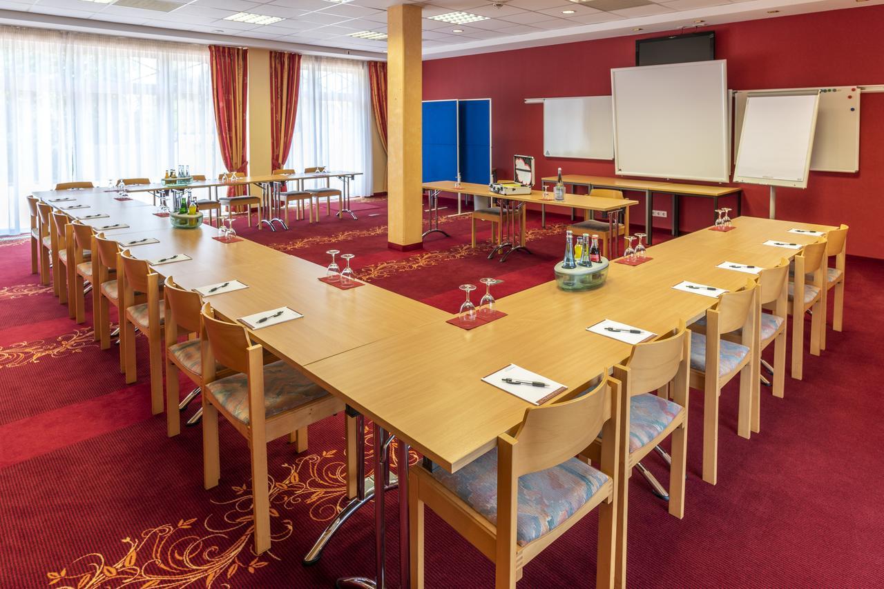 Komfort-Hotel Katerberg Люхов Экстерьер фото